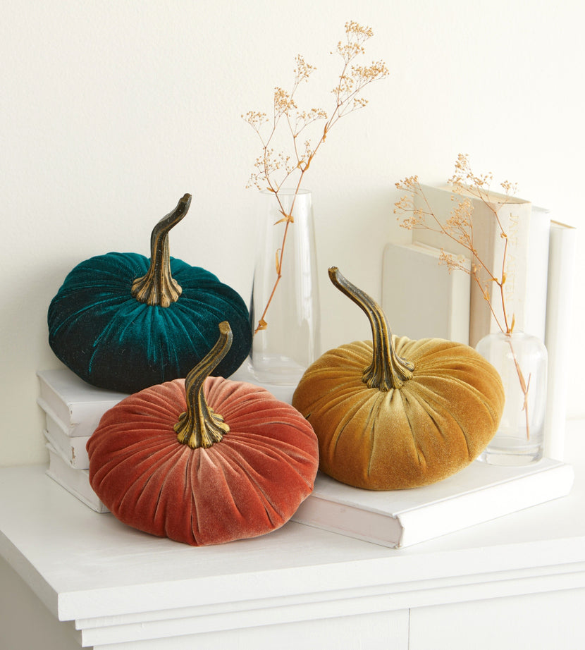 "Velvet Pumpkin, Emerald"
